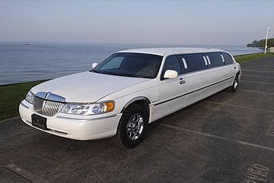 Town car limo Waterford